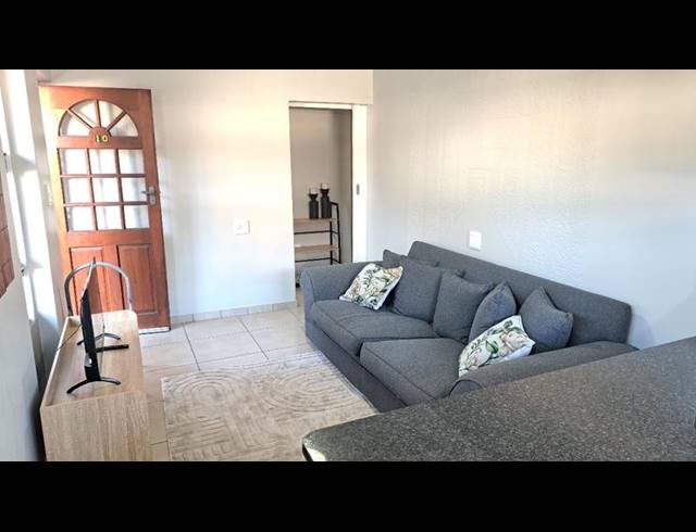 1 BEDROOM PROPERTY TO RENT IN MEER EN SEE
